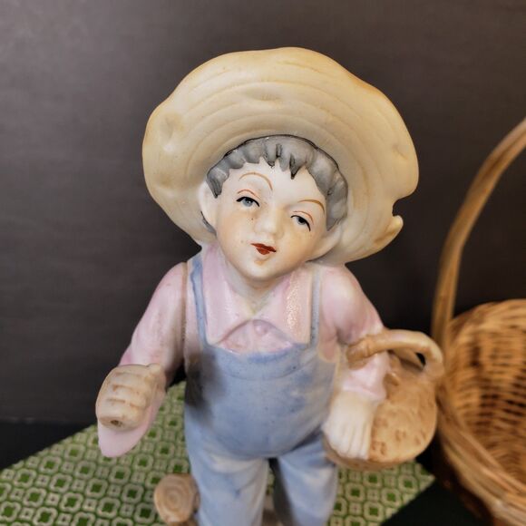 Adorable Vintage Ucagco Porcelain Farmer Boy Figurine 7" Made in Japan - Picture 2 of 5